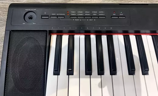 Yamaha - NP12 B 3